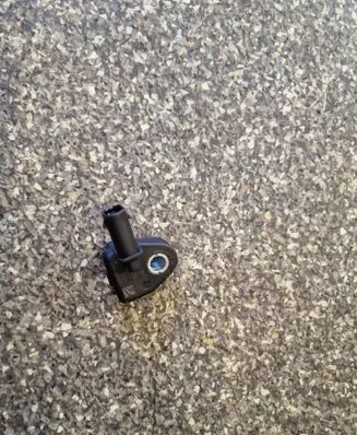 Chrysler 200 Airbag deployment crash/impact sensor