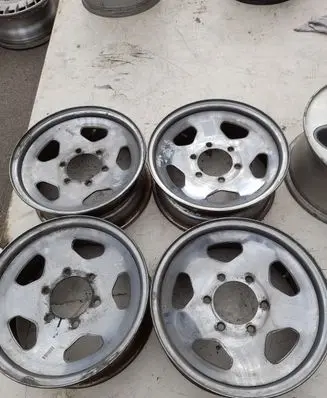 Mitsubishi Space Gear R12 alloy rim 