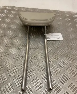 Volvo XC90 Rear seat headrest 