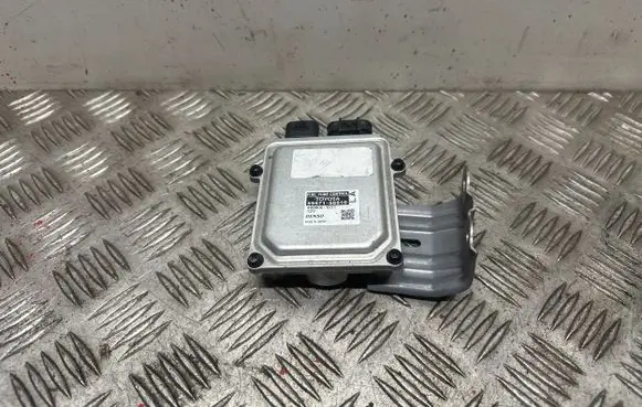 Lexus RX 450H Fuel injection pump control unit/module 8957158010 4998001011