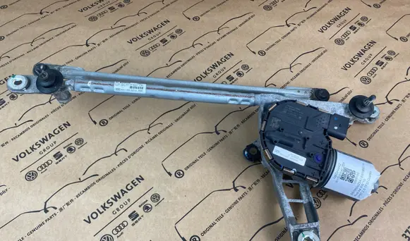 Audi A4 S4 B9 Front wiper linkage and motor 8W1955023A 8W1955119