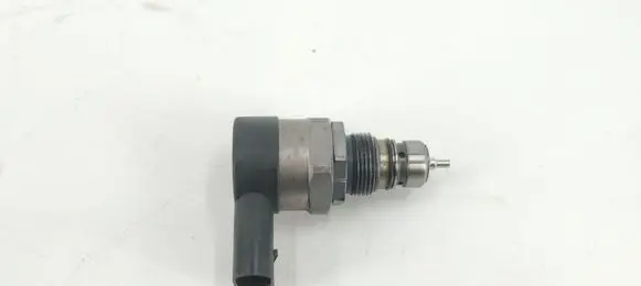 Fuel main line pipe