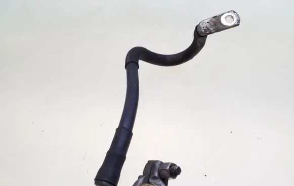 Volkswagen PASSAT B6 Negative earth cable (battery)