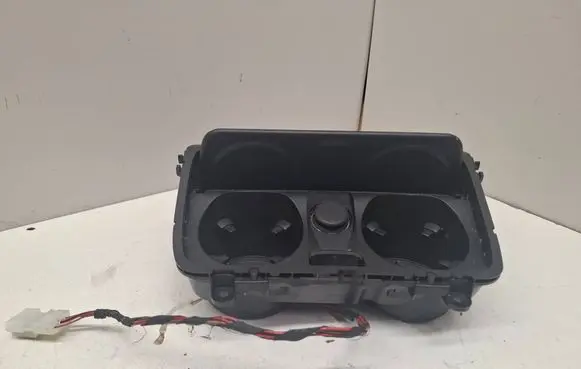 BMW 5 F10 F11 Cup holder front 9238611 187013 01102103104105