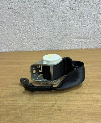 Mercedes-Benz C W204 Set of seat belts 33005876 33053533A