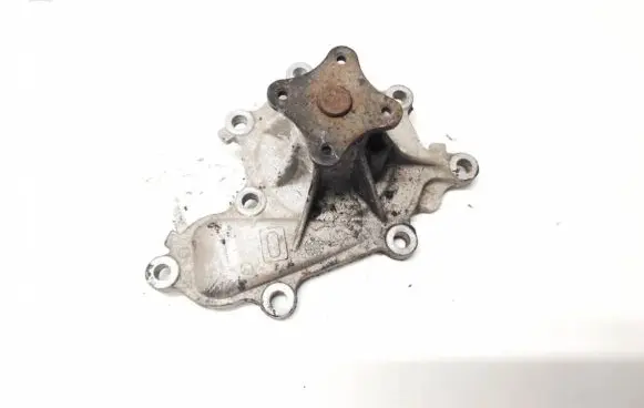 Nissan Primera Water pump