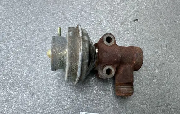 Nissan Patrol Y61 EGR valve 147100Y000