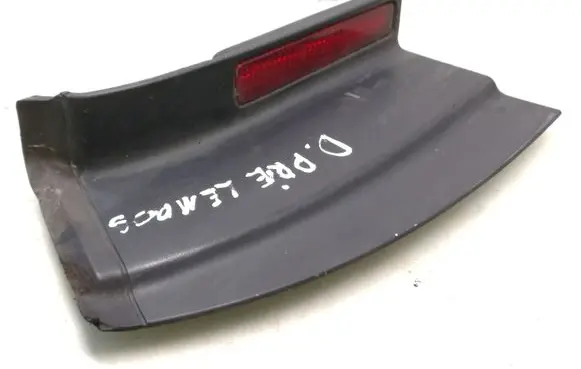 Rear/tail light trim molding
