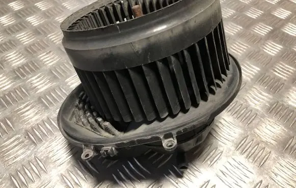 Volvo V70 Heater fan/blower 28417