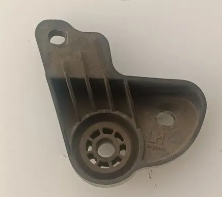 Opel Insignia B Radiator support slam panel bracket 84012895