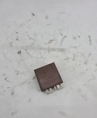 Audi A8 S8 D2 4D Other relay 4B0955531C 72WA403 R050400