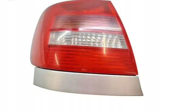 Audi A4 S4 B5 8D Rear/tail lights 8D0945095G