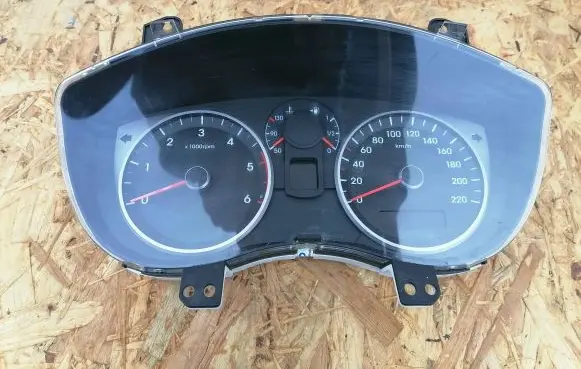 Hyundai i20 (PB PBT) Speedometer (instrument cluster) 940131J581