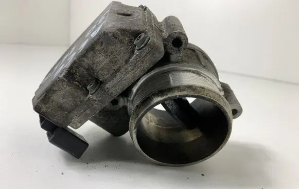 Audi A6 S6 C6 4F Throttle valve