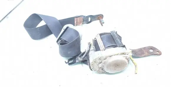 Subaru Legacy Front seatbelt