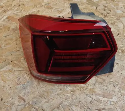 Volkswagen Polo VI Rear/tail lights 2G0945095B RE2887000001 2G0945111B