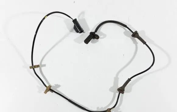 Volvo XC90 ABS brake wheel speed sensor 10071161513 8634237
