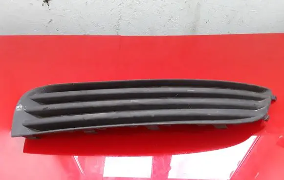 Opel Insignia A Front bumper lower grill 13238329 551004542