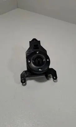 Hyundai Santa Fe Wing mirror switch 371480