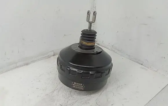 BMW X1 E84 Brake booster 6788040