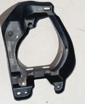 Toyota Highlander XU50 Fog light bracket 520400E020 521260E030