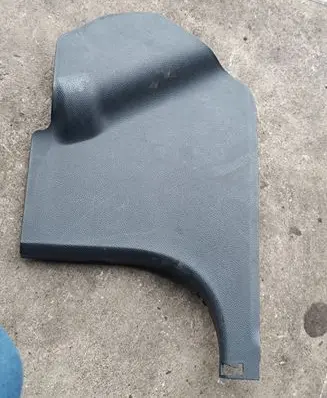Mercedes-Benz C W204 Foot area side trim A2046880306