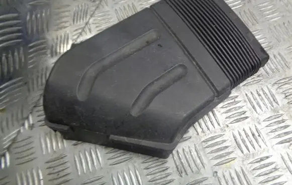 Audi A4 S4 B6 8E 8H Air intake hose/pipe 8E0129617D