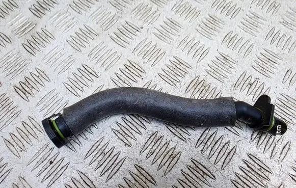 Audi A1 Breather hose/pipe 05C103474C