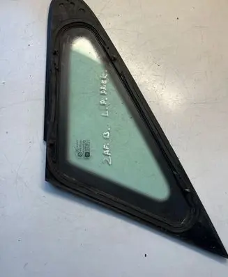 Opel Zafira B Front triangle window/glass 13123921 11912