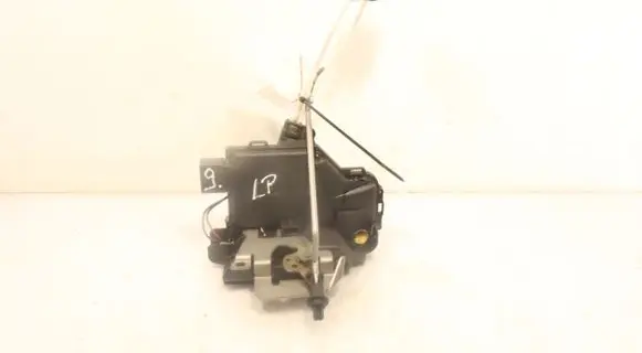 Audi A4 S4 B6 8E 8H Front door lock