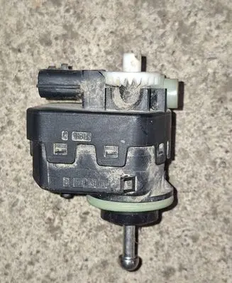 Renault Kadjar Headlight level adjustment motor 260562319R