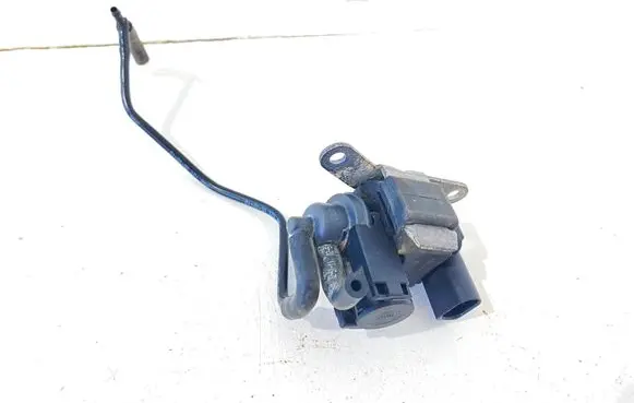 Audi A6 S6 C5 4B Turbo solenoid valve 059906609B