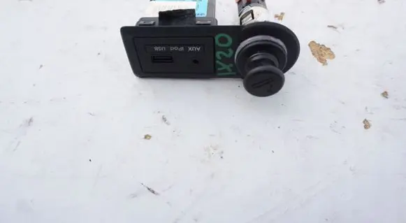 Hyundai ix20 USB socket connector 846701K950EQ
