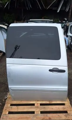 Mercedes-Benz Vaneo W414 Side sliding door 