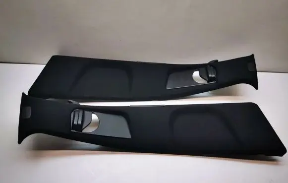 Mercedes-Benz S W221 (B) pillar trim (top) A2216921222 A2216921122 A221690043625
