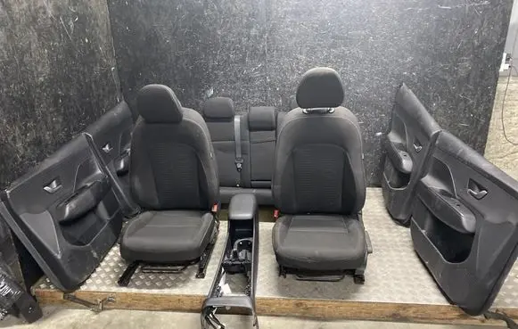 Hyundai Kona II Seat set 