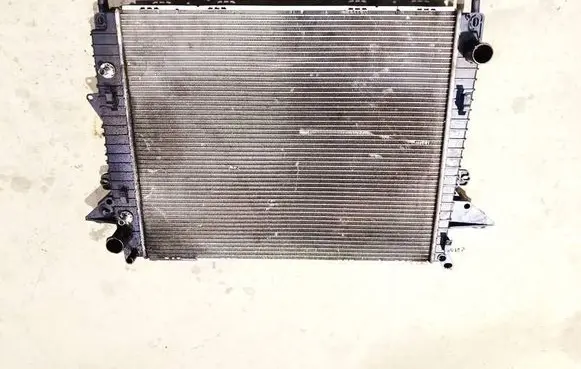 Land Rover Range Rover Sport L320 Coolant radiator