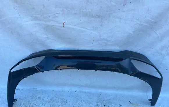 BMW 8 G15 Rear bumper lower part trim 21754011 8075246