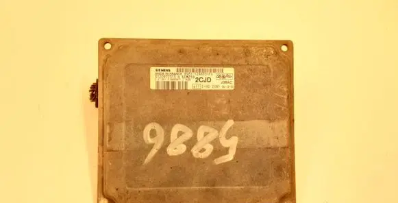 Ford Fiesta Engine control unit/module 6S6112A650FD S120977315 5886