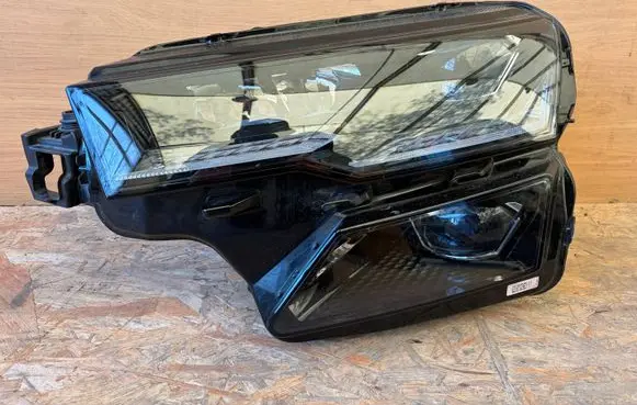 Skoda Karoq Headlight/headlamp 57B941035 24062022 0022570809