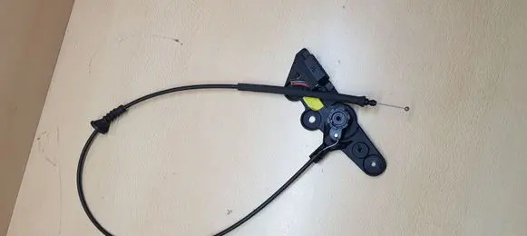 BMW 4 F32 F33 Engine bonnet (hood) release handle 7221914