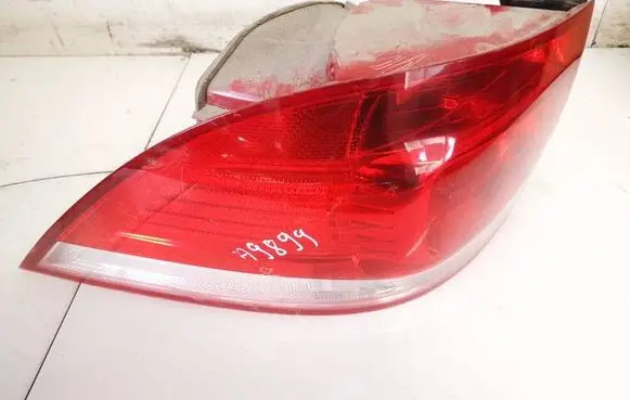Volkswagen Golf V Rear/tail lights 1k9945095d 1k9945111a