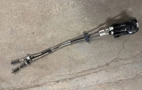 Mercedes-Benz GLA W156 X156 Gear shift cable linkage A1763600373