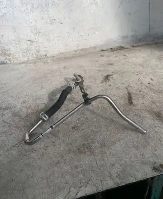 Skoda Karoq Engine coolant pipe/hose 04l131552