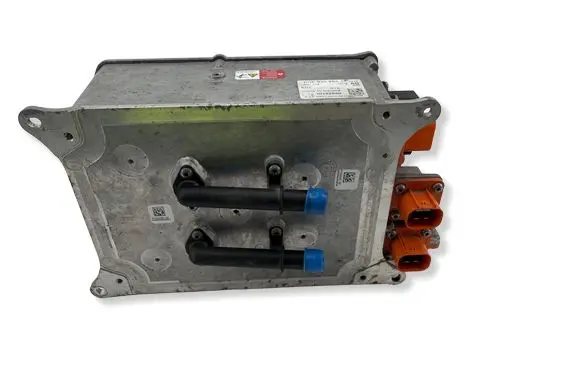 Volkswagen Golf VII Battery charger (optional) 5QE915682AF 10142840