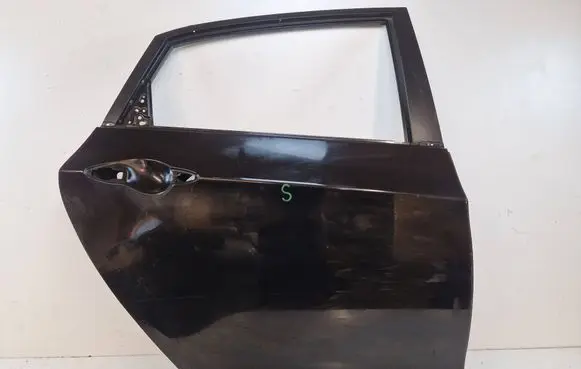 Hyundai i30 Rear door