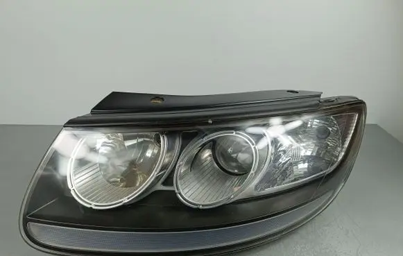 Hyundai Santa Fe Headlight/headlamp
