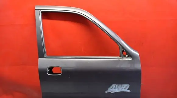 KIA Sportage Front door