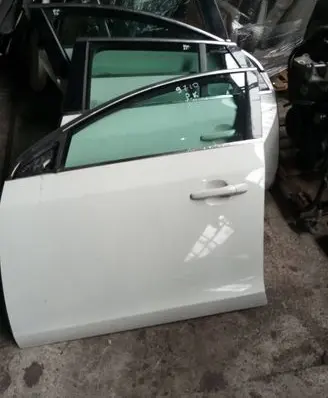 Volvo V60 Front door 30784310