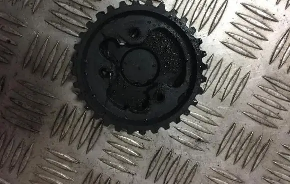 Ford Focus Fuel pump gear (pulley) 